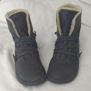 Camper Peu Cami Women's Gray Shearling /Fleece Lined Leather Ankle Boots